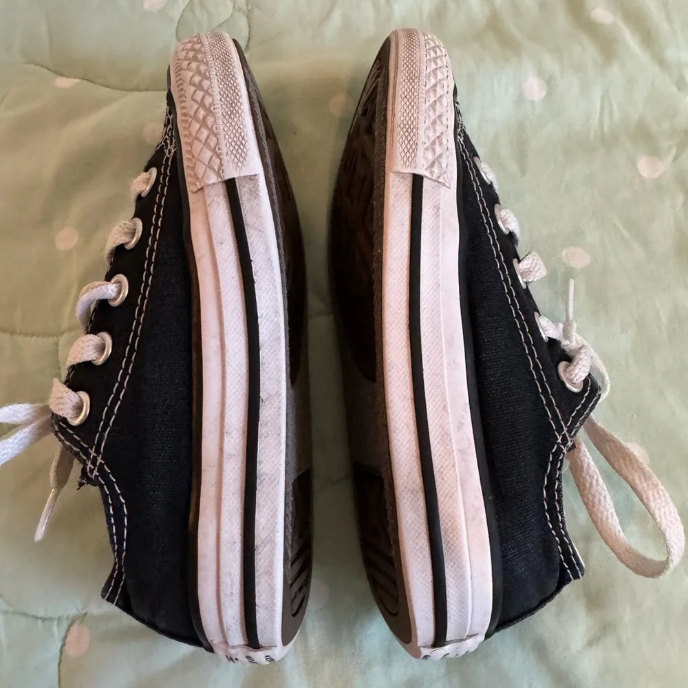 Converse Black and White Sneakers Toddler size 11